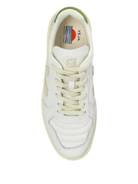Sneakerși Veja alb