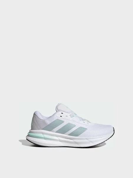 Кроссовки для бега Adidas для бега белые
