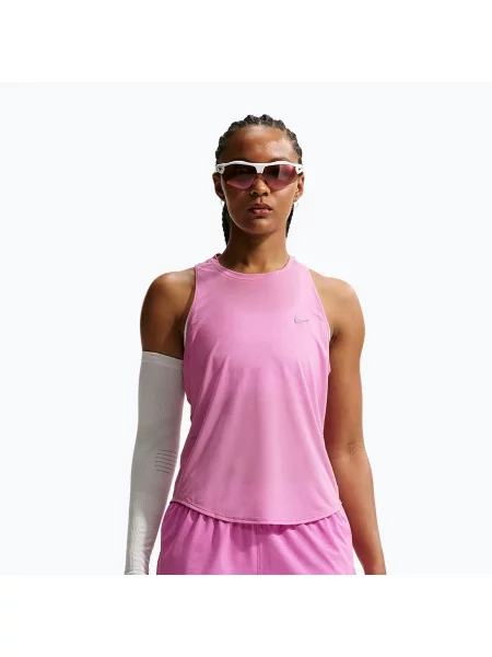 Дамска тениска за бягане Nike Swift Breathe Dri-Fit light magenta/photon dust розово