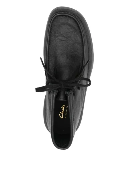 Botine Clarks cu șireturi din piele negru