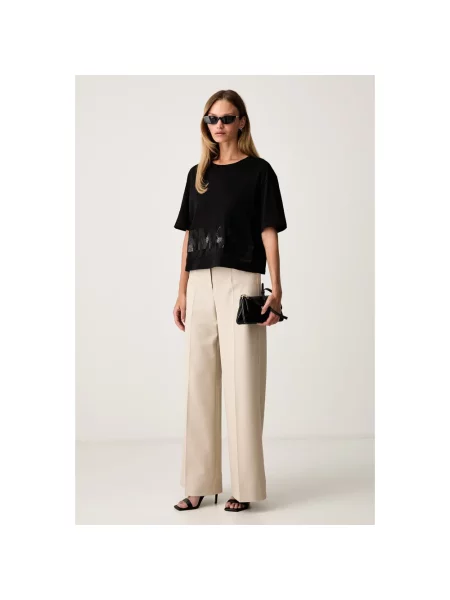 T-shirt z cekinowym obszyciem Armani Exchange czarna
