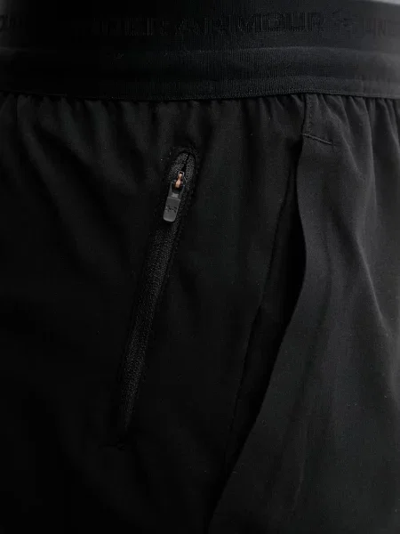 Rövidnadrág Under Armour fekete