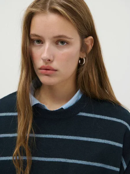 Sweter z kontrastowymi paskami Teen L MANGO TEEN granatowy