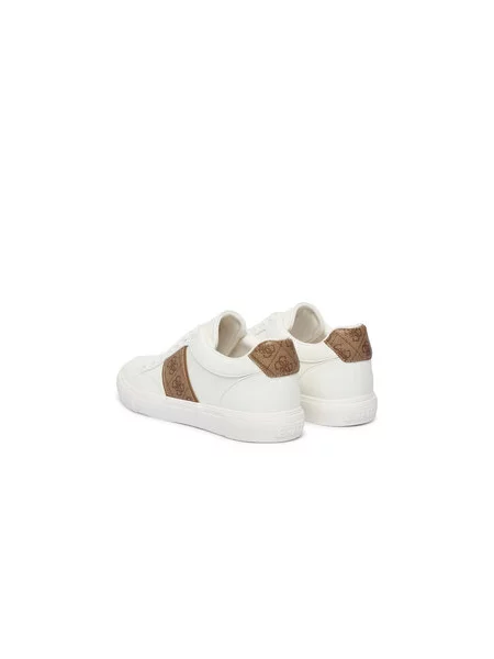 Sneakersy Guess FMTCRI bílá