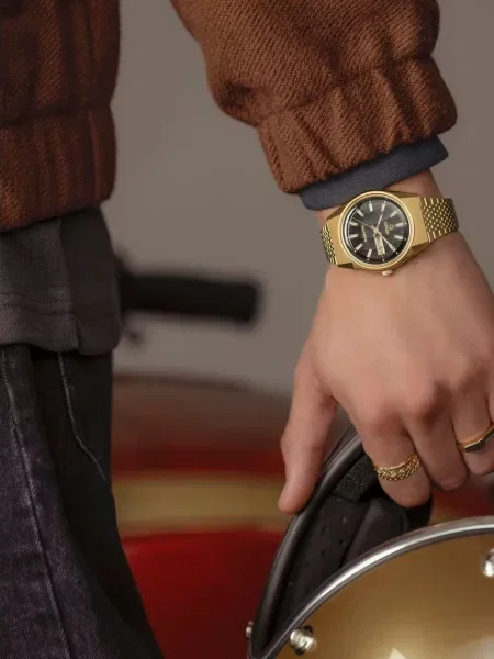 Ceas Timex negru