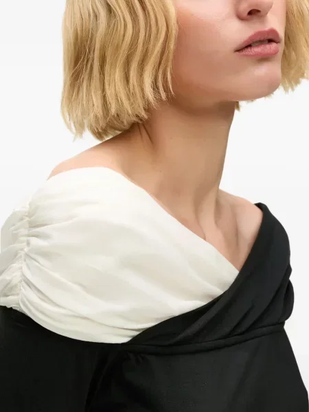 Top Karl Lagerfeld negru