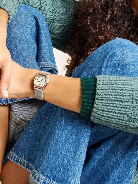 Часы Fossil серые