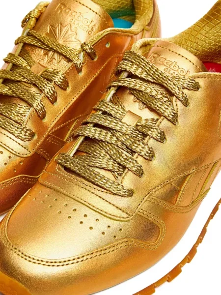 Sneakerși Reebok din piele clasici