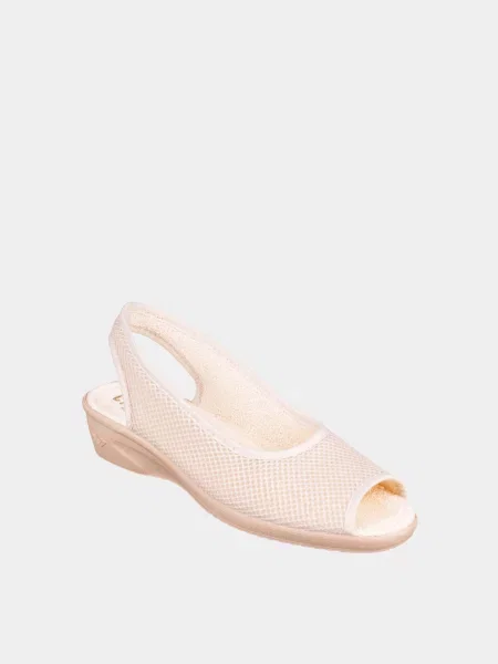 Повседневные босоножки Casual бежевые