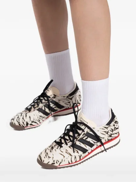 Маратонки Adidas Stan Smith с принт бяло