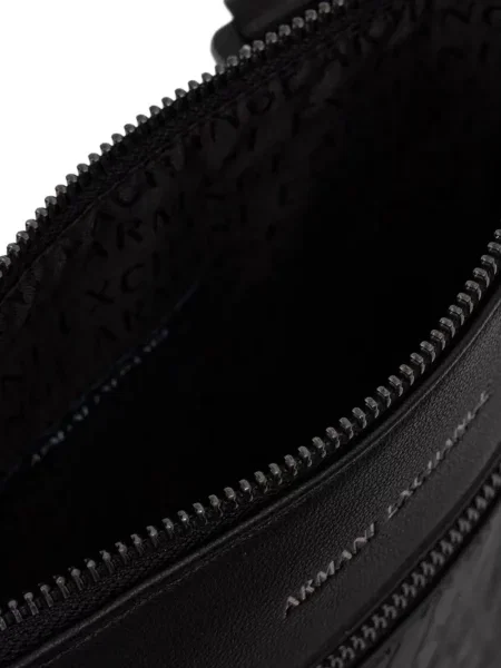 Crossbody táska Armani Exchange autogrammal fekete