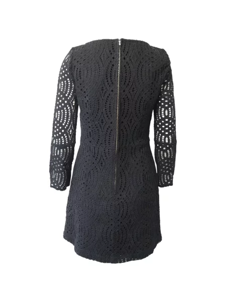 Rochie Maje din dantelă de costum negru