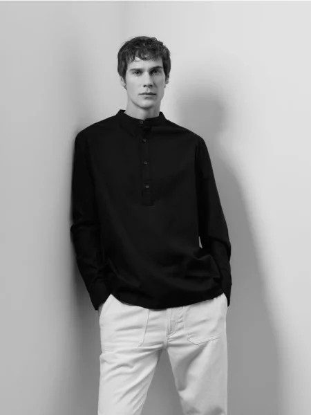 Reserved Cămașă regular fit din egiptean negru