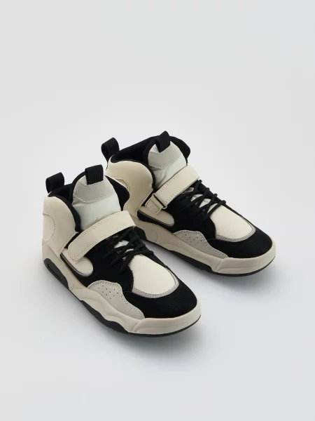 Кеды Reserved на липучках