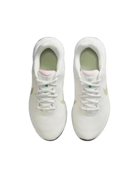 Buty do biegania dla dzieci Nike Revolution 6 NN SE GS białe