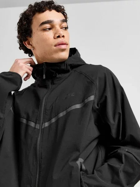 Nike Mikina S Kapucí M Nk Tch Wvn Wr Fz Jkt černá