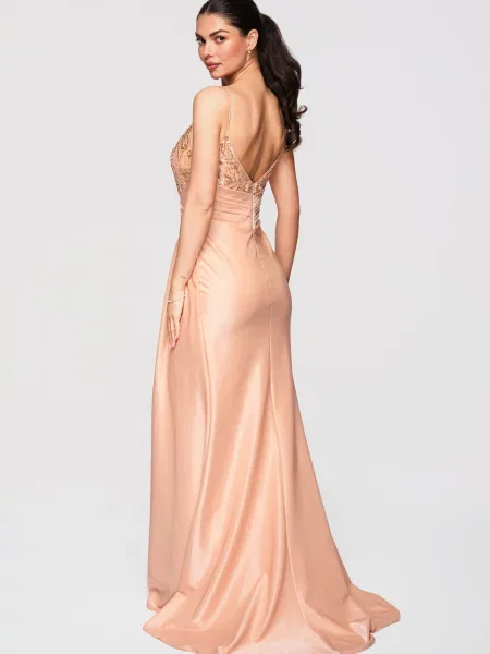 Rochie de seară Edoti roz