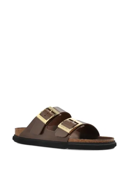Sandale Birkenstock cu cataramă maro