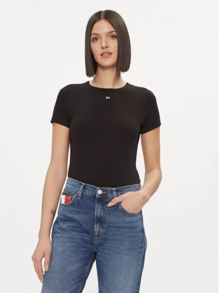 T-shirt o kroju slim fit z wyhaftowanym logo Tommy Jeans czarna