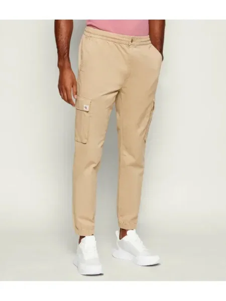 Pantaloni cargo Calvin Klein Jeans din țesătură twill bej
