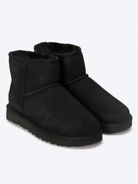 UGG cizme de zăpadă din piele întoarsă negru
