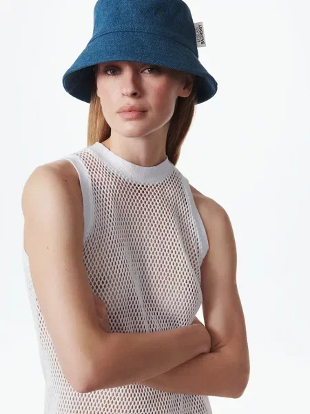 Klobuk Ruslan Baginskiy modra