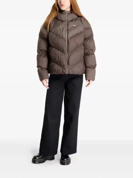 Geacă cu puf Nike cu broderie negru