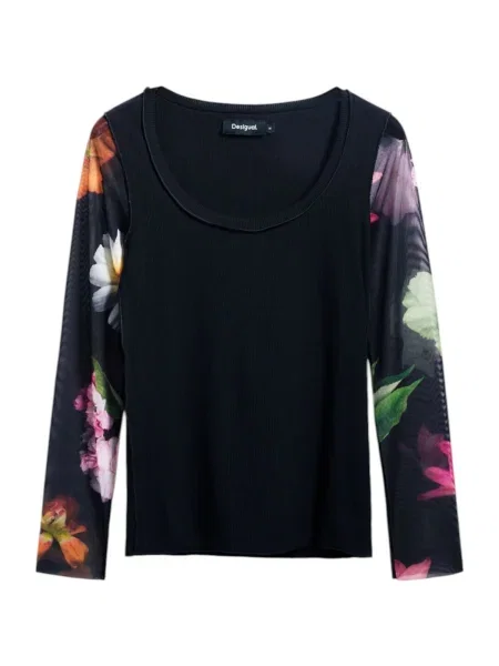 Ruha Desigual fekete