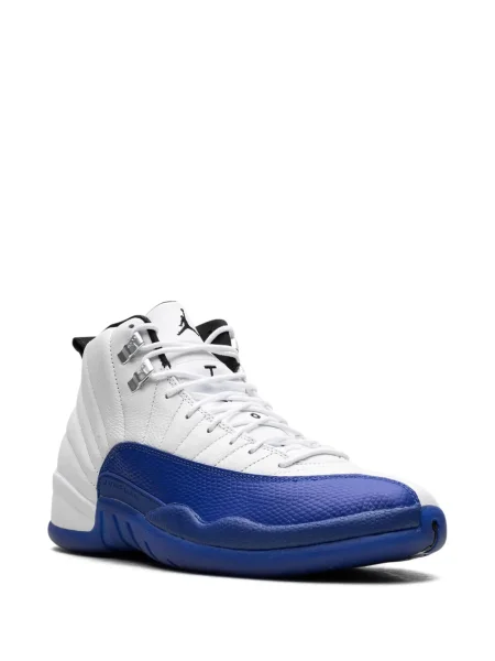 Sneakerși Jordan alb