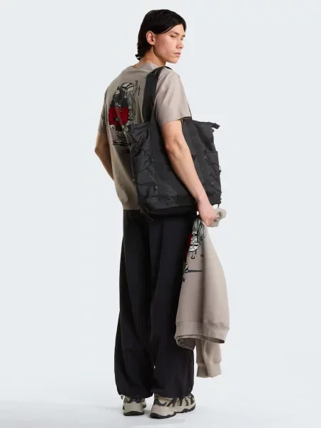 Футболка The North Face серая