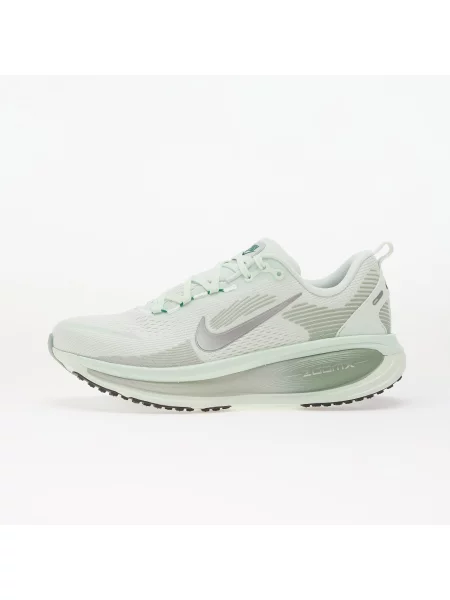 Sneakers Nike Vomero 18 Barely Green/ Metallic Silver-Steam EUR 38 verde