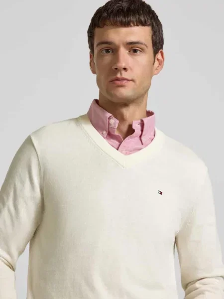 Sweter o kroju regular fit z mieszanki bawełny i kaszmiru Tommy Hilfiger biały