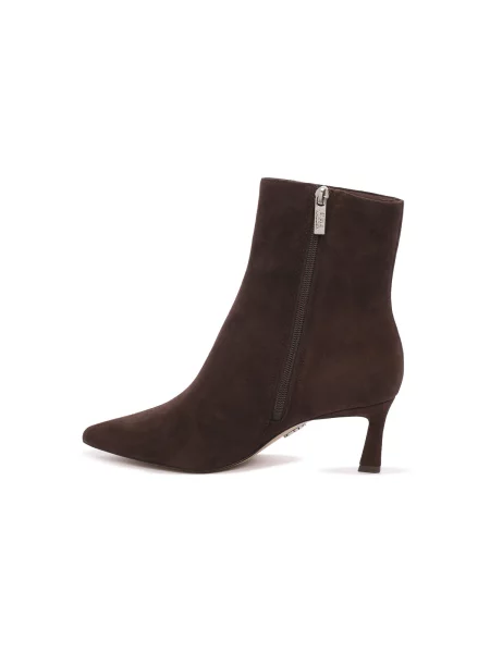 Pantofi Steve Madden din piele de căprioară maro