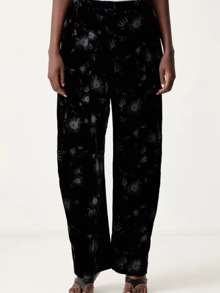 Pinko pantaloni pentru femei din velur negru
