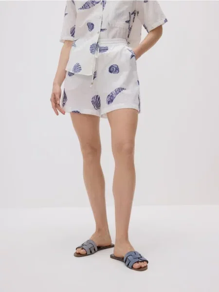 Reserved Шорти з домішкою льону світло-блакитний блакитні