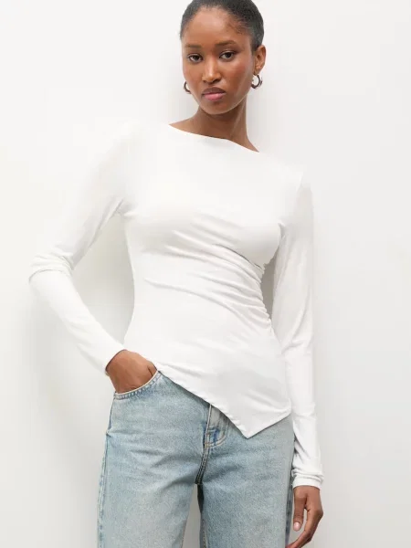 Answear.LAB bluzka asymetryczna z wiskozą biała
