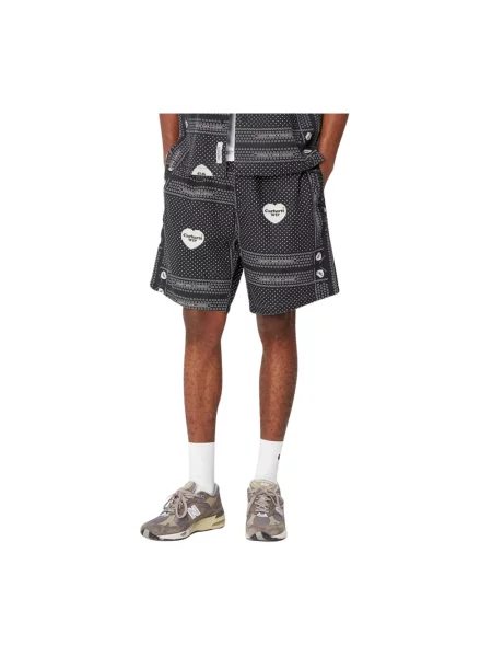 Krótkie szorty Carhartt Wip w serca czarne