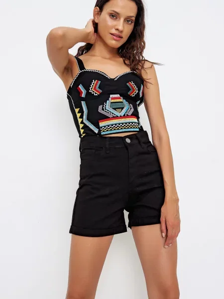 Pantaloni scurți din denim Trend Alaçatı Stili cu talie înaltă negru