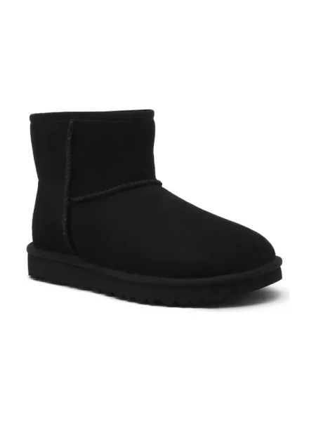 UGG De piele bocanci W Classic Mini II negru