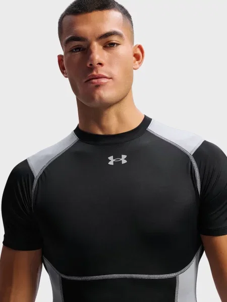 Футболка Under Armour чорна