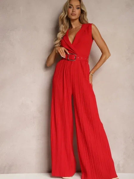 Kombinezon z Trójkątnym Dekoltem i Szerokimi Plisowanymi Nogawkami z Moncilla czerwony