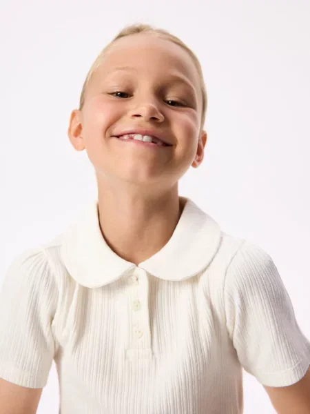 Reserved Halenka s límečkem krémová