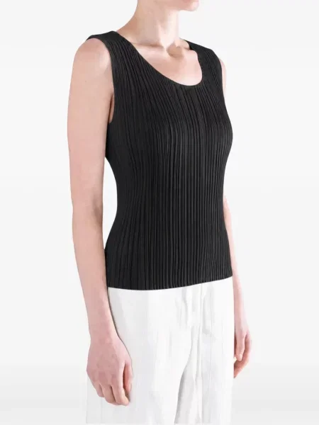 Top Pleats Please Issey Miyake čierna