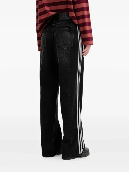 Pantaloni Adidas cu dungi cu broderie negru