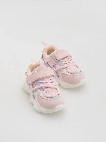 Кроссовки Reserved