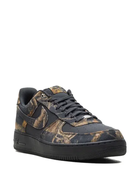 Sneakerși Nike Air Force 1 cu șireturi din dantelă cu perle alb