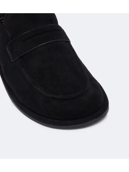 Pantofi loafer A.emery din piele de căprioară negru