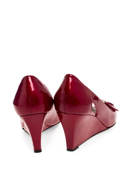Pantofi cu toc Stuart Weitzman cu cataramă roșu