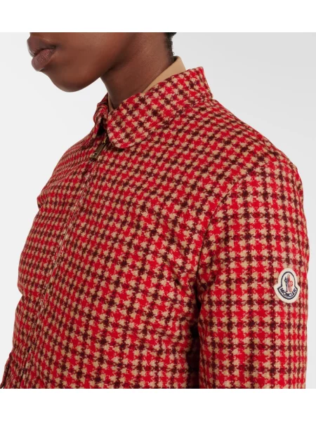 Geacă cu puf Moncler cu model pepito roșu