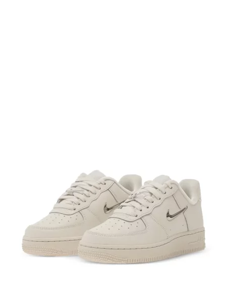 Hálós retro ing Nike Vomero narancsszínű